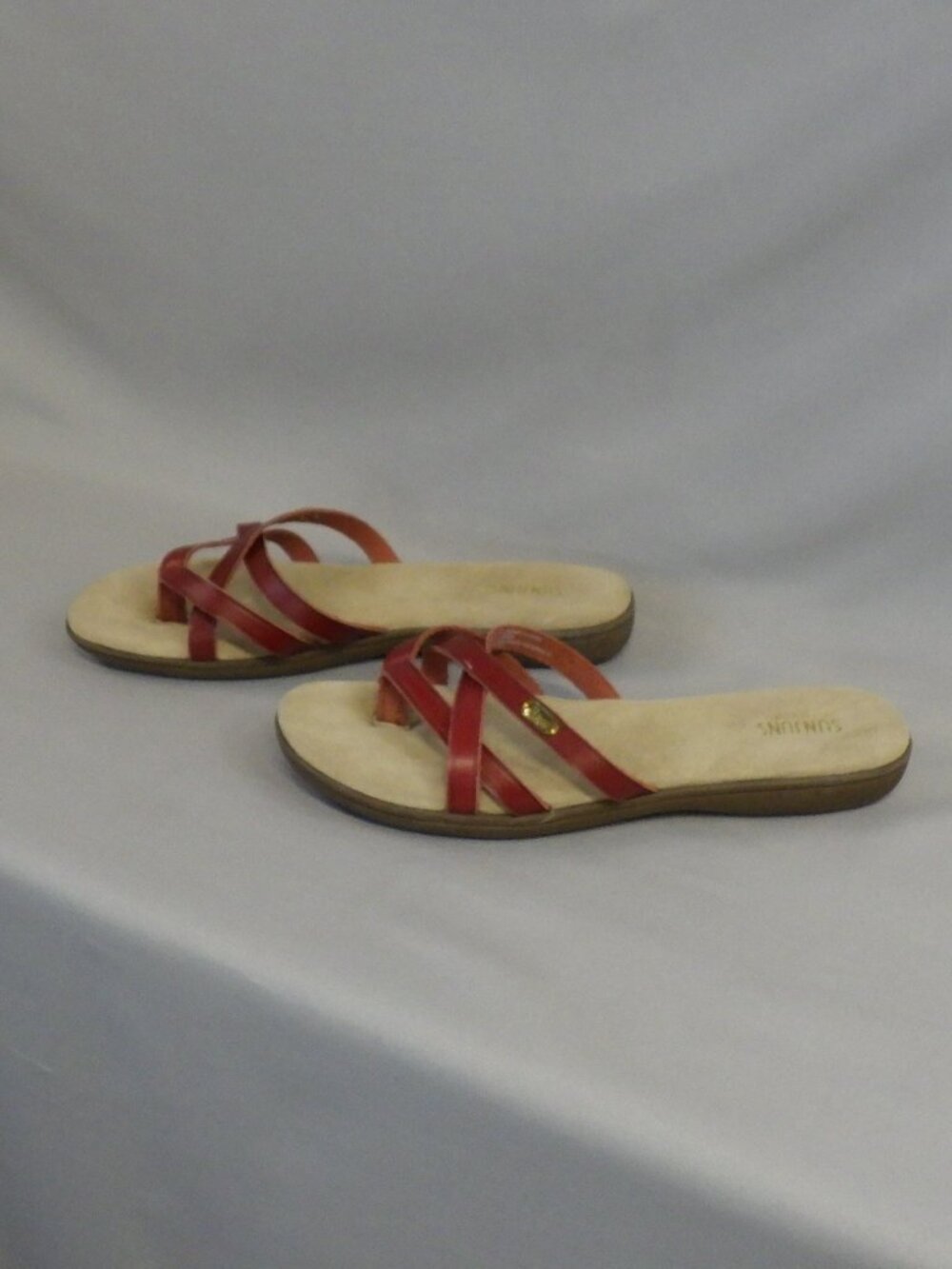 G.H. Bass & Co. Sunjuns Sharon Flat Sandals